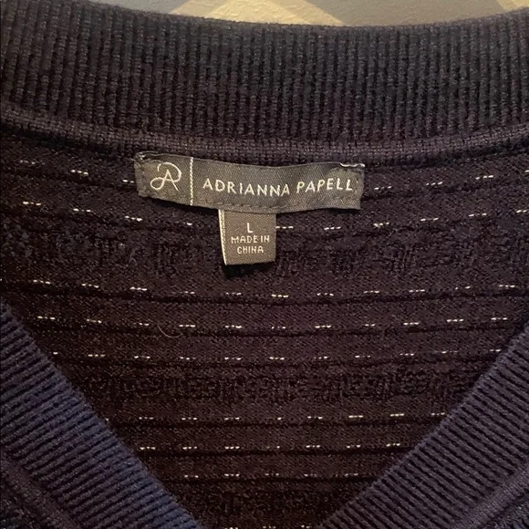 Adrianna Papell Navy and White V-Neck Sweater with fringe Size Large - Picture 5 of 10